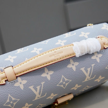 Louis Vuitton Pochette Métis East West Bag 21.5x13.5x6cm